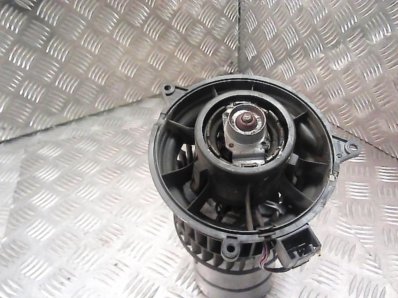 Ventilateur chauffage FORD FIESTA 5 PHASE 1 Essence - 1