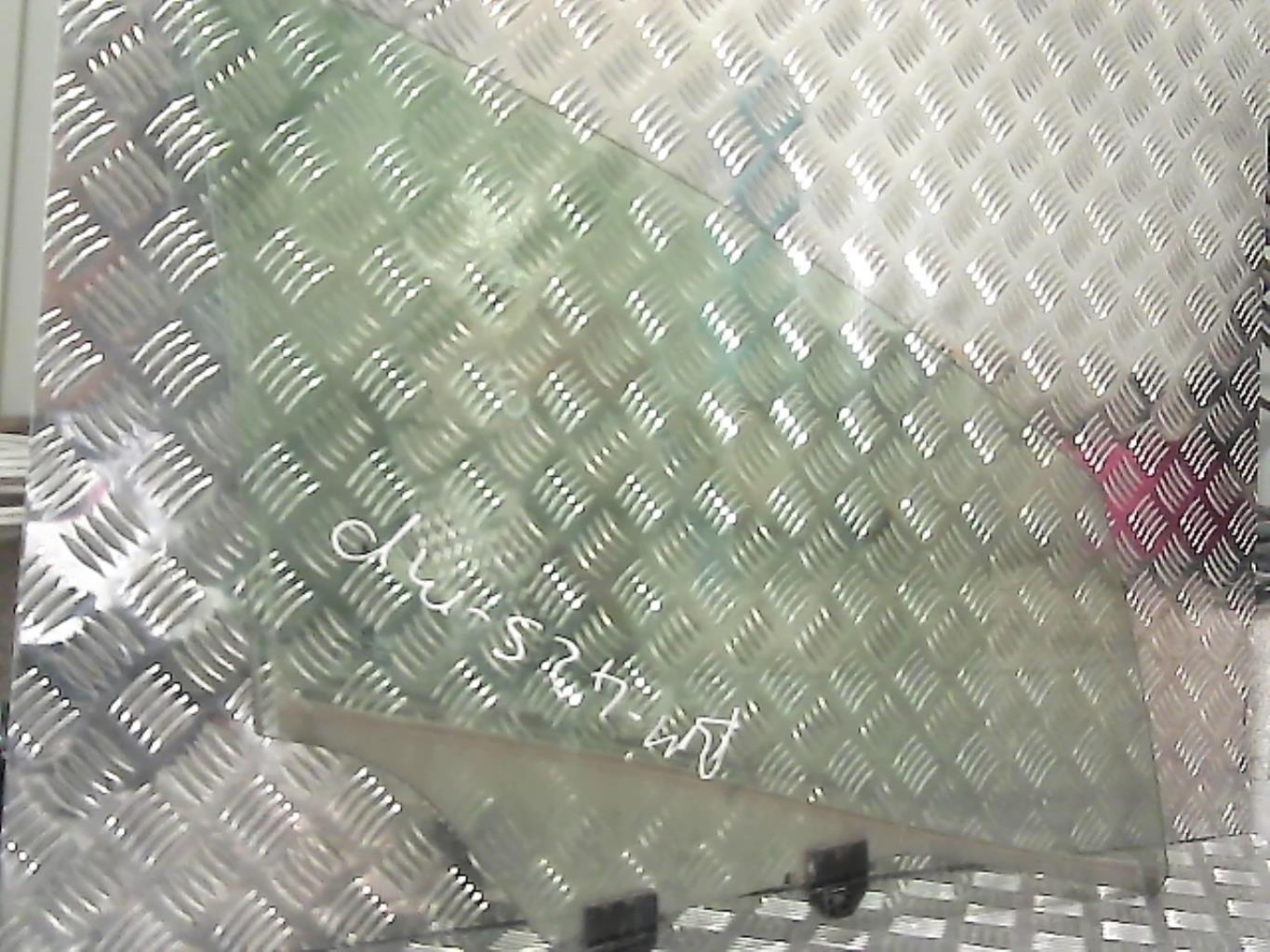 Vitre avant droit CITROEN C4 1 PHASE 1 Diesel - 1