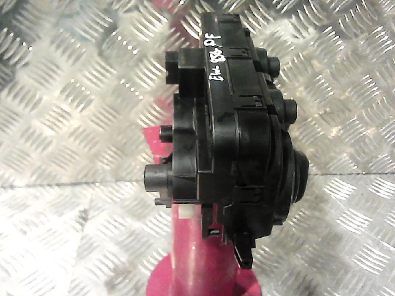 Commande chauffage MERCEDES CLASSE A 168 PHASE 2 Diesel - 1