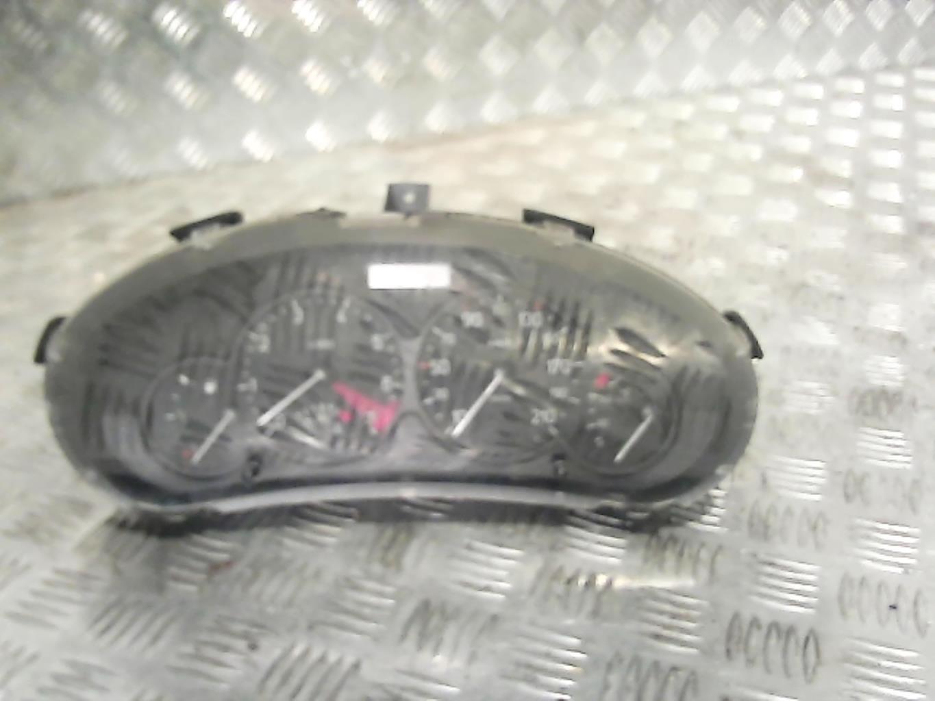 Compteur PEUGEOT 206 PHASE 1 BREAK Essence - 1
