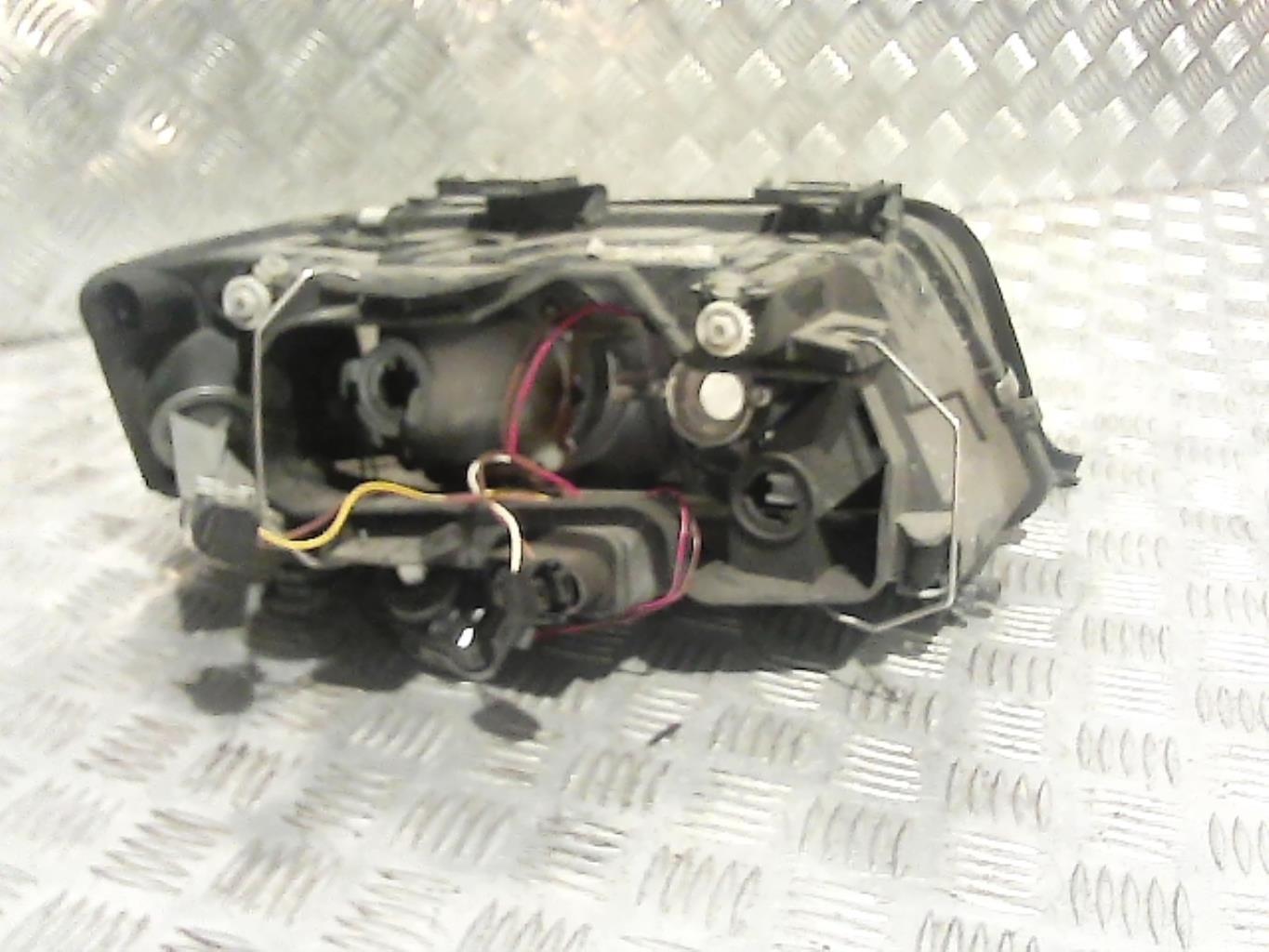 Optique avant principal gauche (feux)(phare) AUDI A6 2 PHASE 2 Diesel - 1