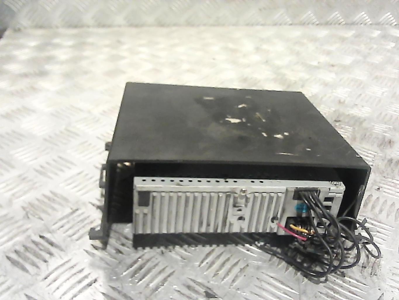 Autoradio TOYOTA COROLLA VERSO 2 PHASE 1 Essence - 1