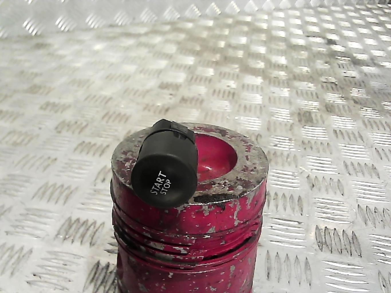 Bouton de demarrage RENAULT SCENIC 2 PHASE 1 Diesel - 1
