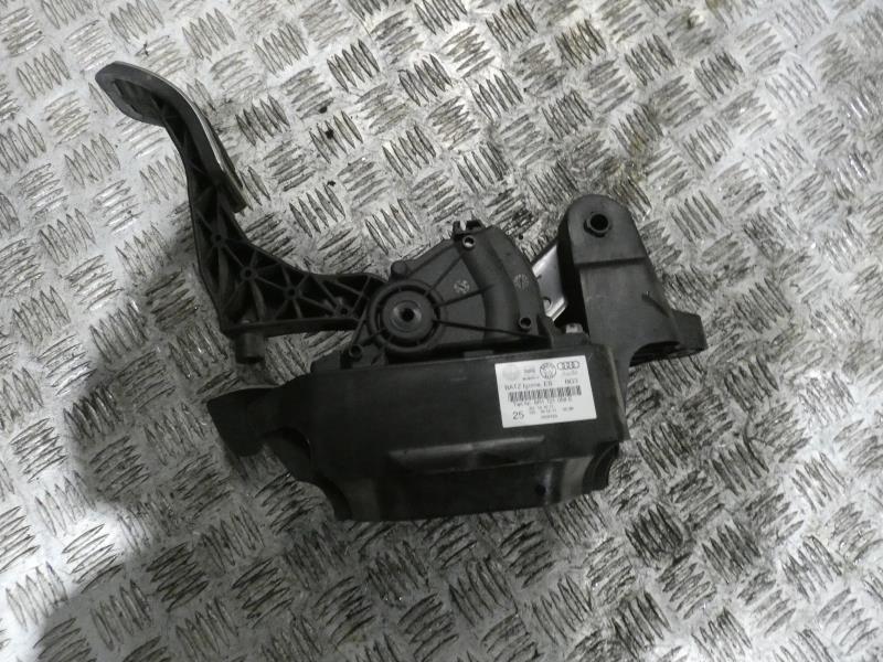 Pedale de frein VOLKSWAGEN POLO 5 PHASE 1 Essence - 1