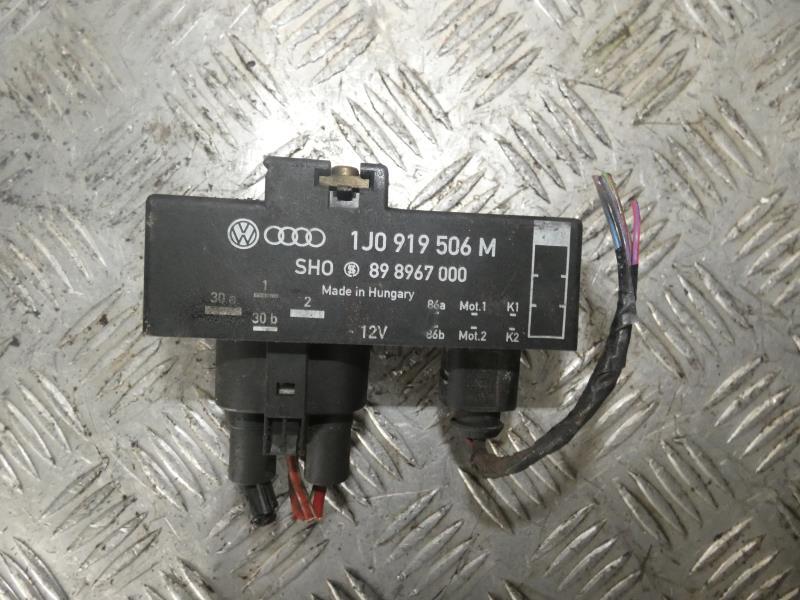 Relais de prechauffage VOLKSWAGEN POLO 4 PHASE 1 Essence - 1