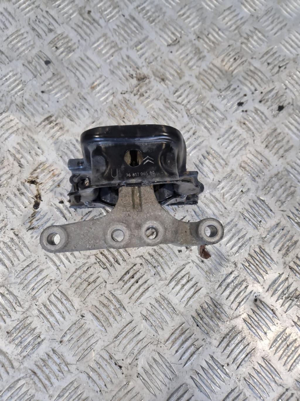 Support moteur gauche PEUGEOT 208 1 PHASE 2 Diesel - 1