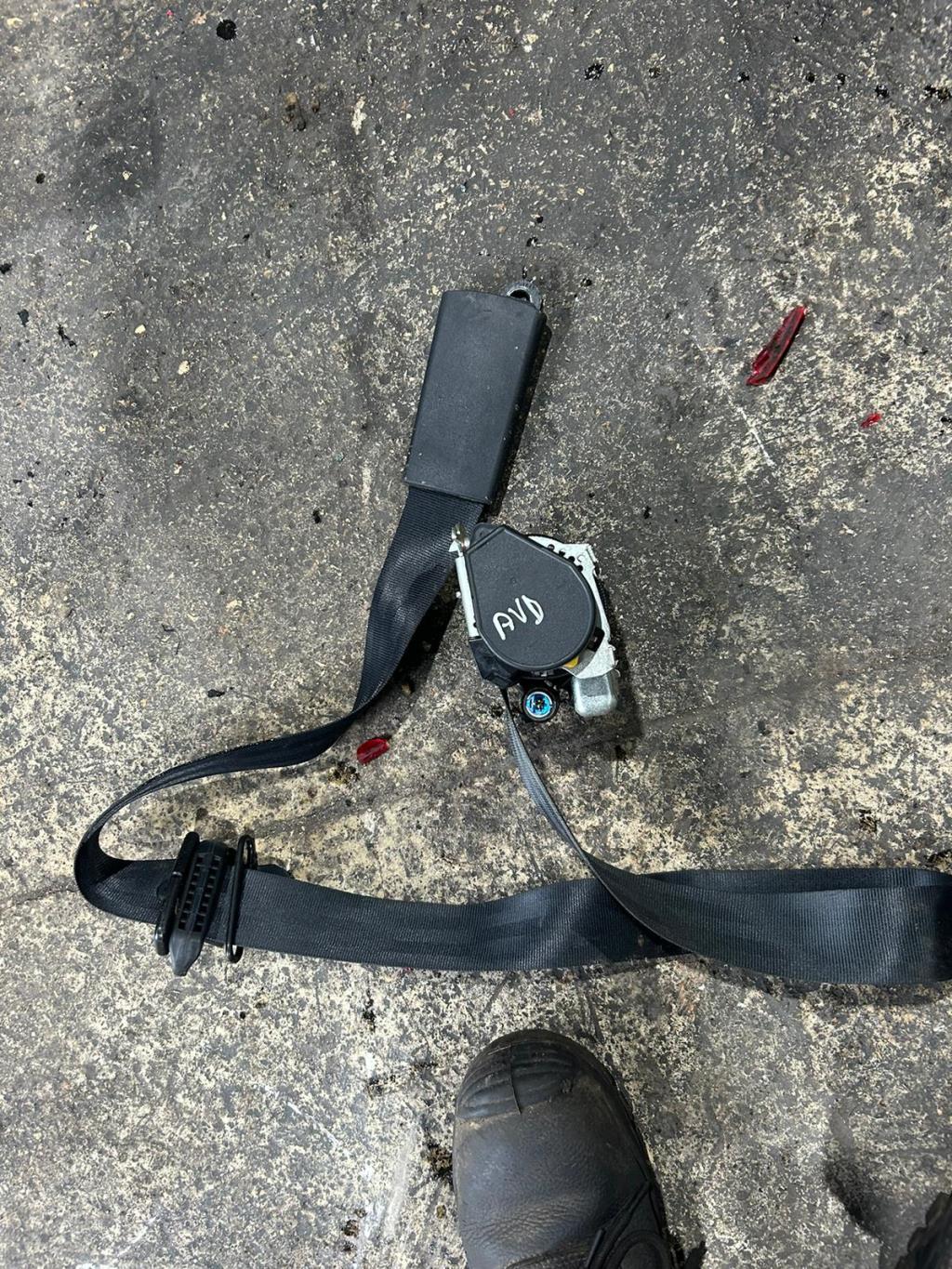 Ceinture avant droit RENAULT CLIO 4 PHASE 1 Diesel - 1