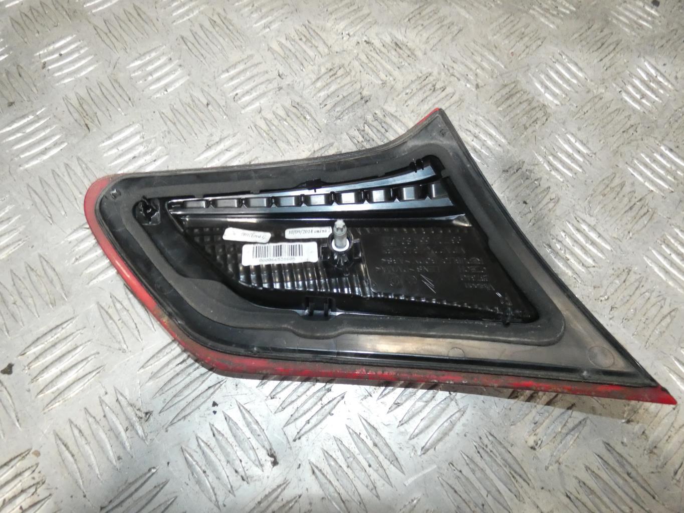 Feu arriere secondaire droit (feux) CITROEN C4 2 PHASE 1 Diesel - 1