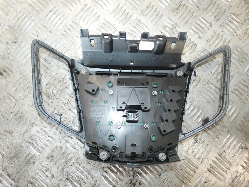 Facade autoradio FORD FIESTA 6 PHASE 2 Essence - 1