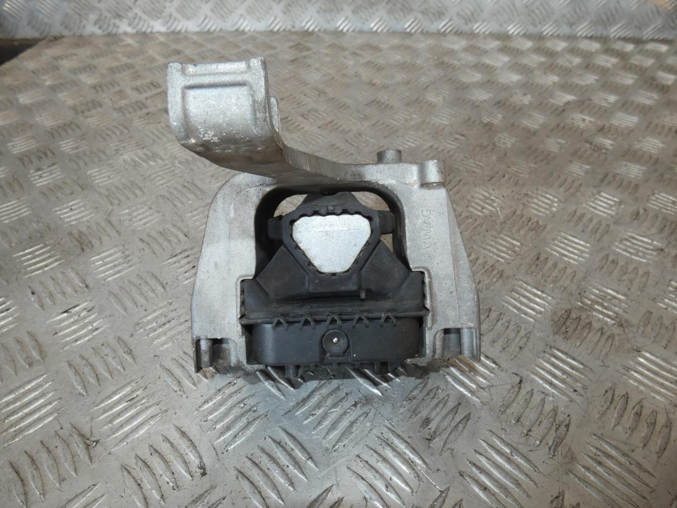 Support moteur gauche SKODA OCTAVIA 3 PHASE 1 BREAK Diesel - 1