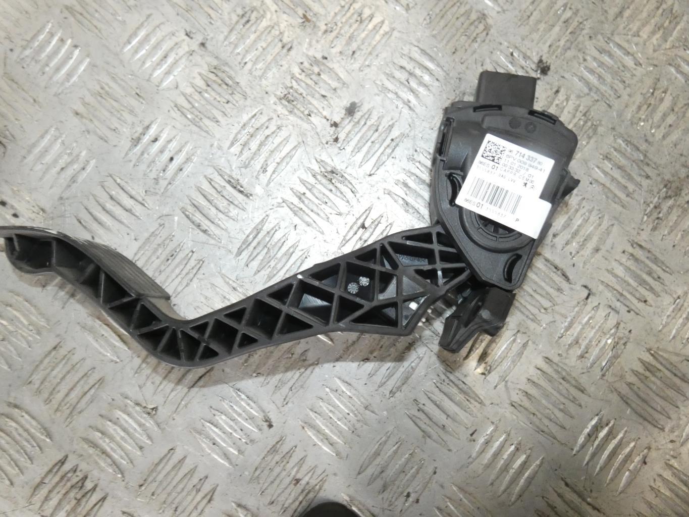 Pedale d'accelerateur CITROEN C3 3 PHASE 1 Essence - 1