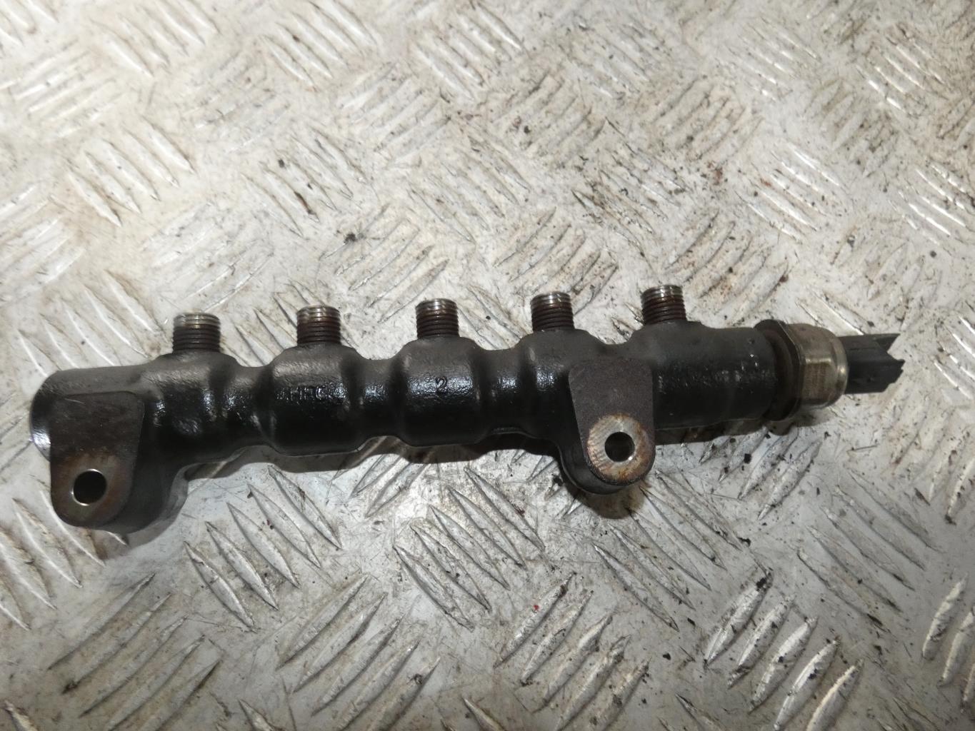 Rampe injection FORD FIESTA 5 PHASE 2 Diesel - 1