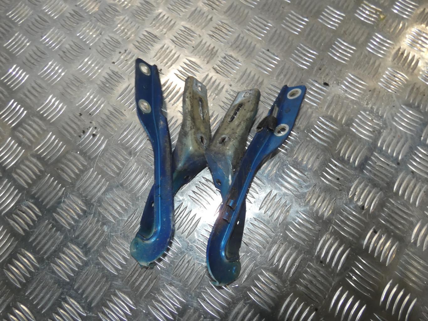 Charniere de capot PEUGEOT 307 PHASE 1 Essence - 1