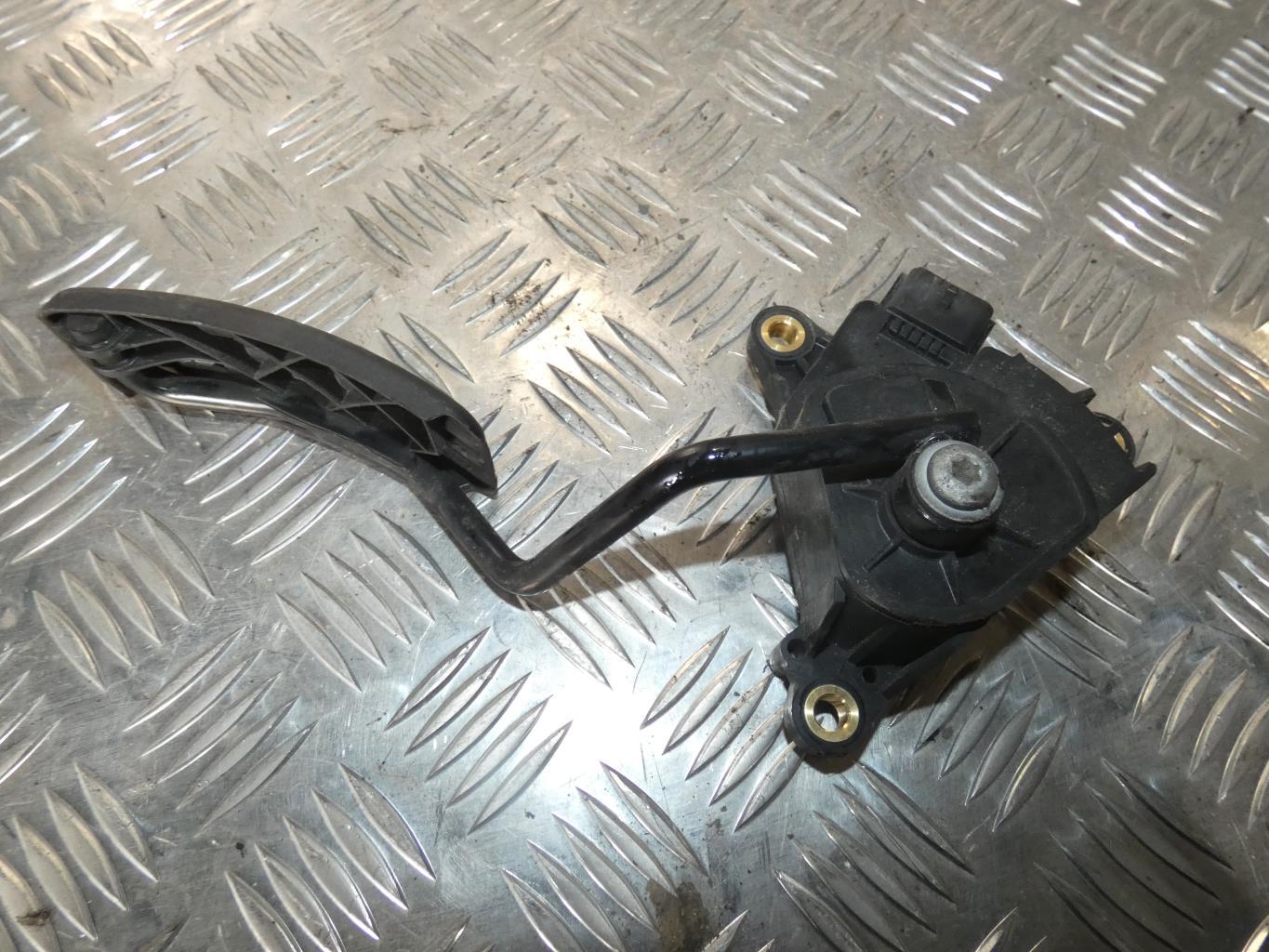Pedale d'accelerateur RENAULT KANGOO 2 PHASE 1 Diesel - 1