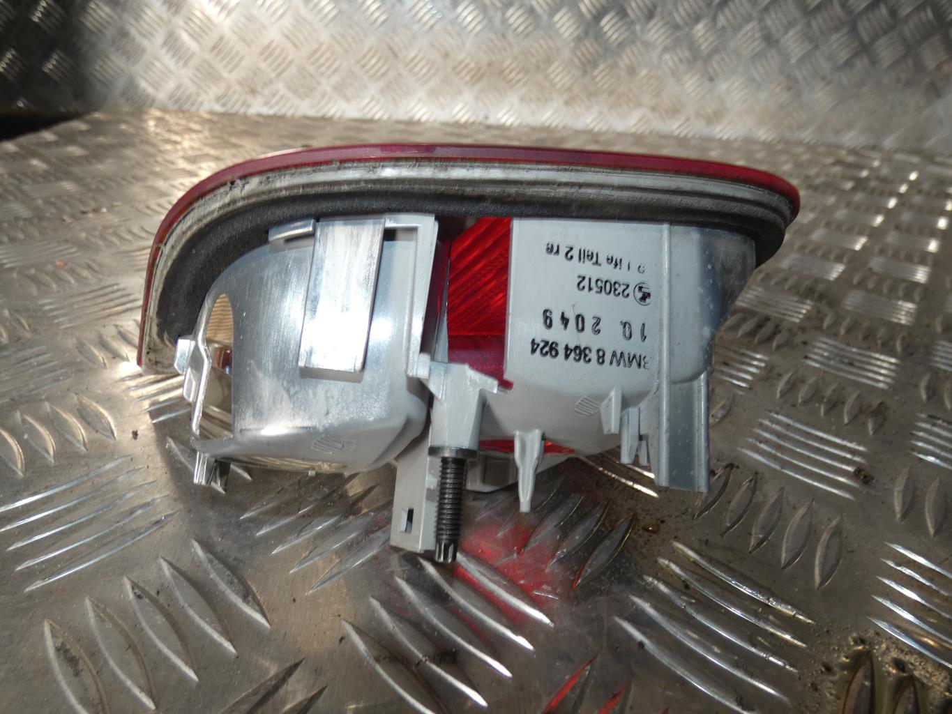 Feu arriere secondaire droit (feux) BMW SERIE 3 E46 PHASE 1 Diesel - 1
