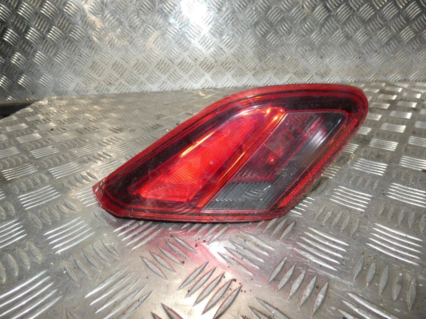 Feu arriere secondaire gauche (feux) OPEL CORSA E Essence - 1