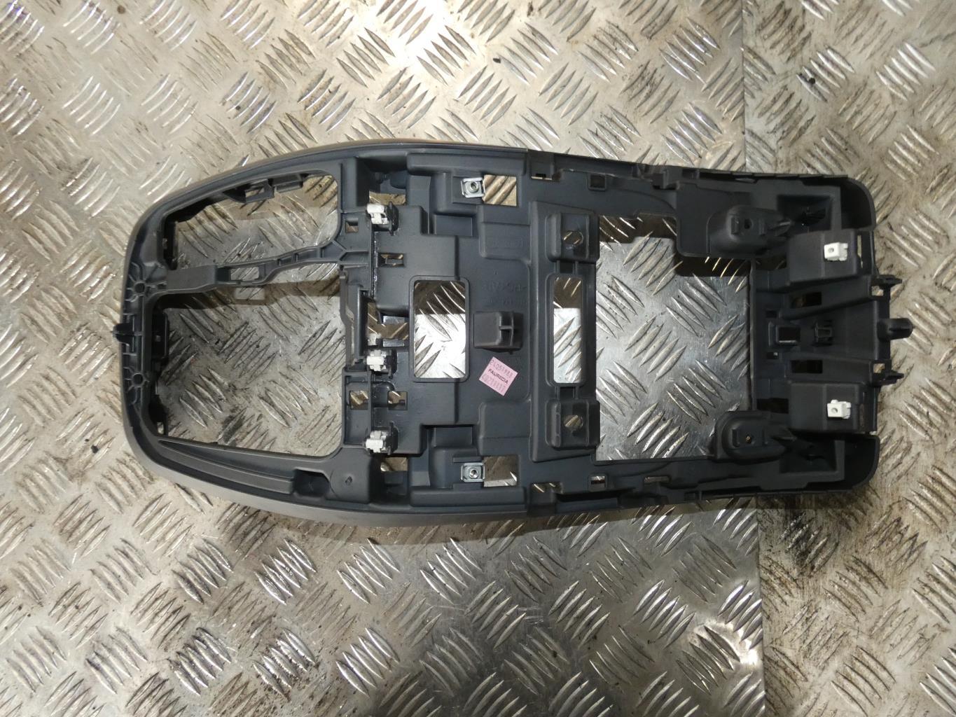 Console central (interieur plastique) RENAULT SCENIC 4 Diesel - 1
