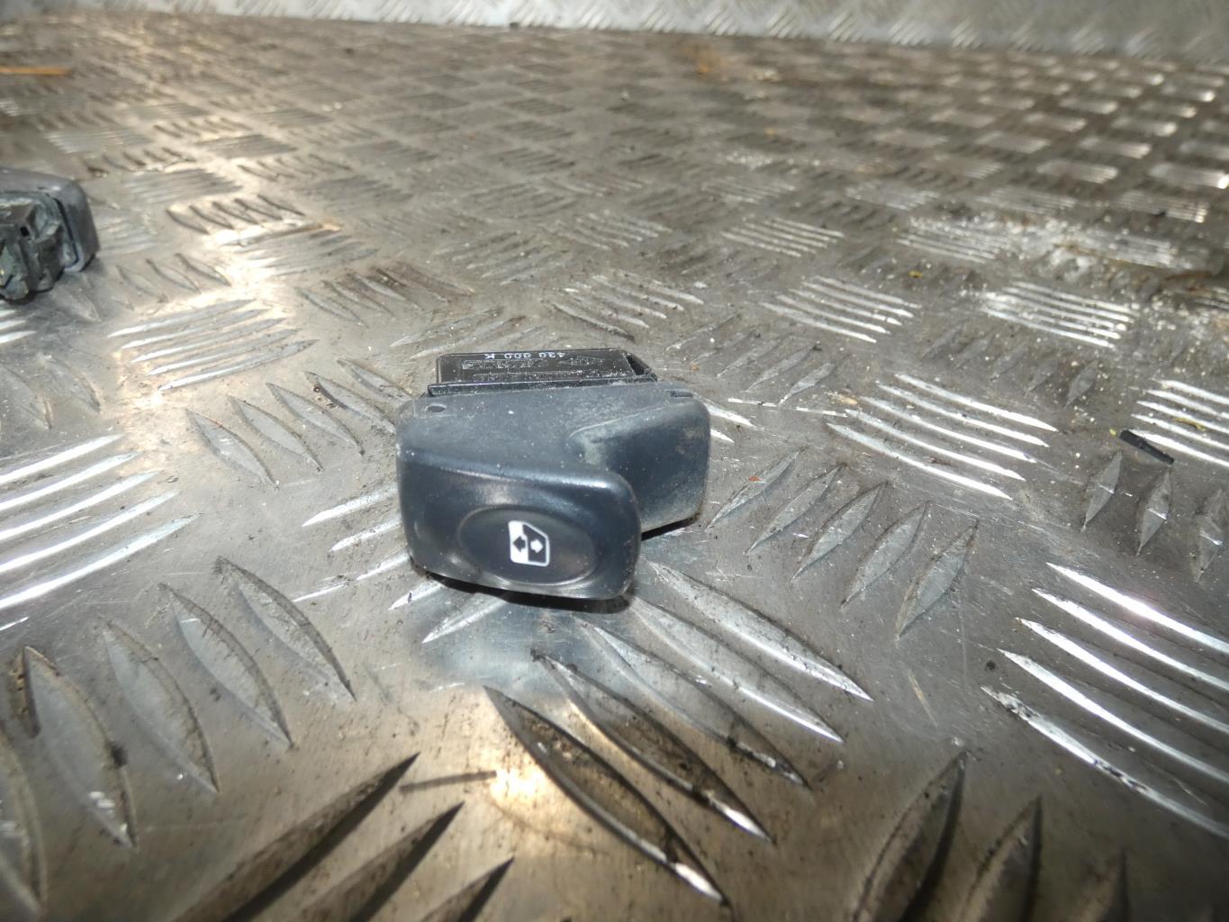 Interrupteur de leve vitre RENAULT CLIO 2 PHASE 1 Diesel - 1