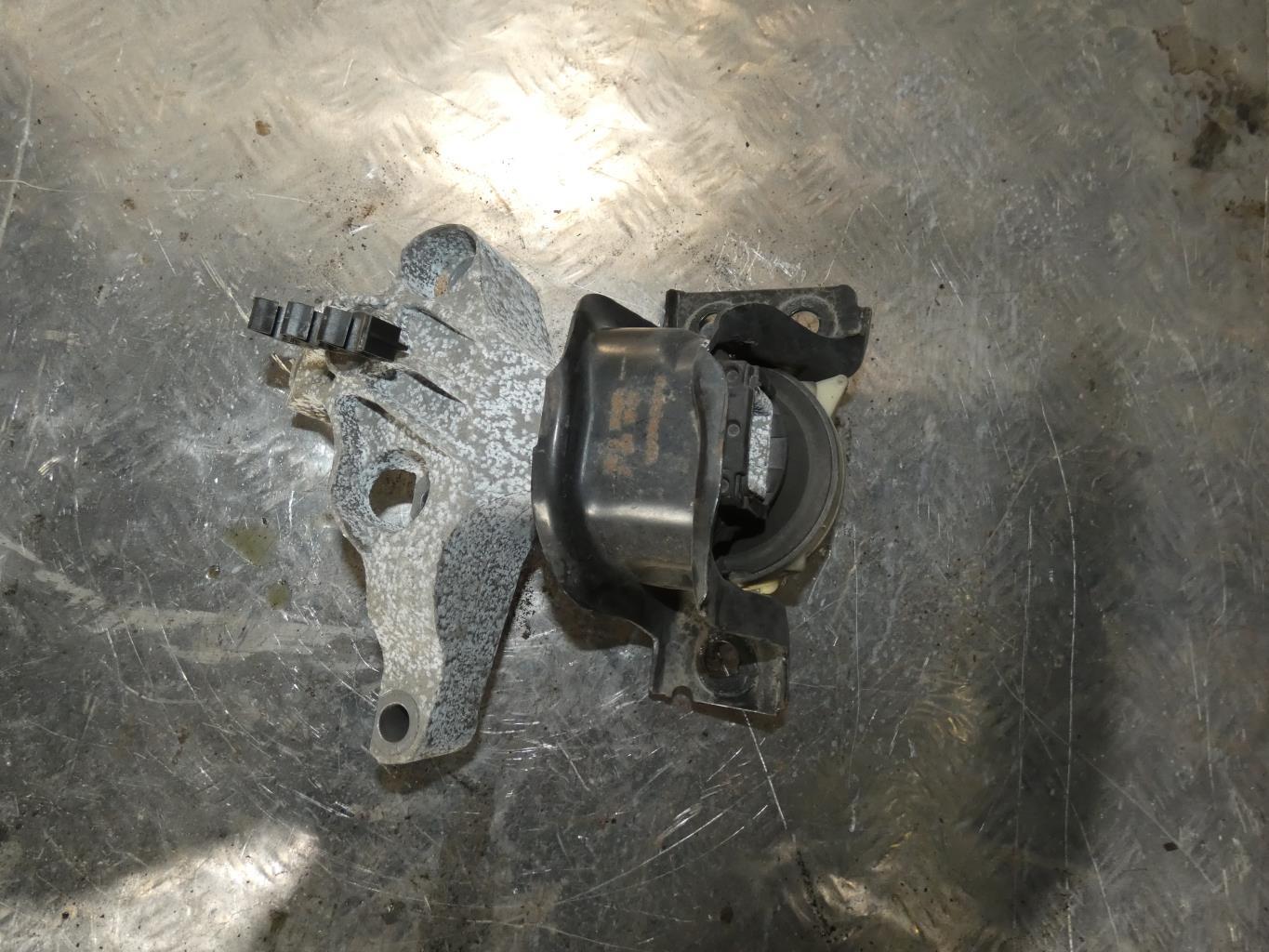 Support moteur droit RENAULT CLIO 4 PHASE 1 Diesel - 1