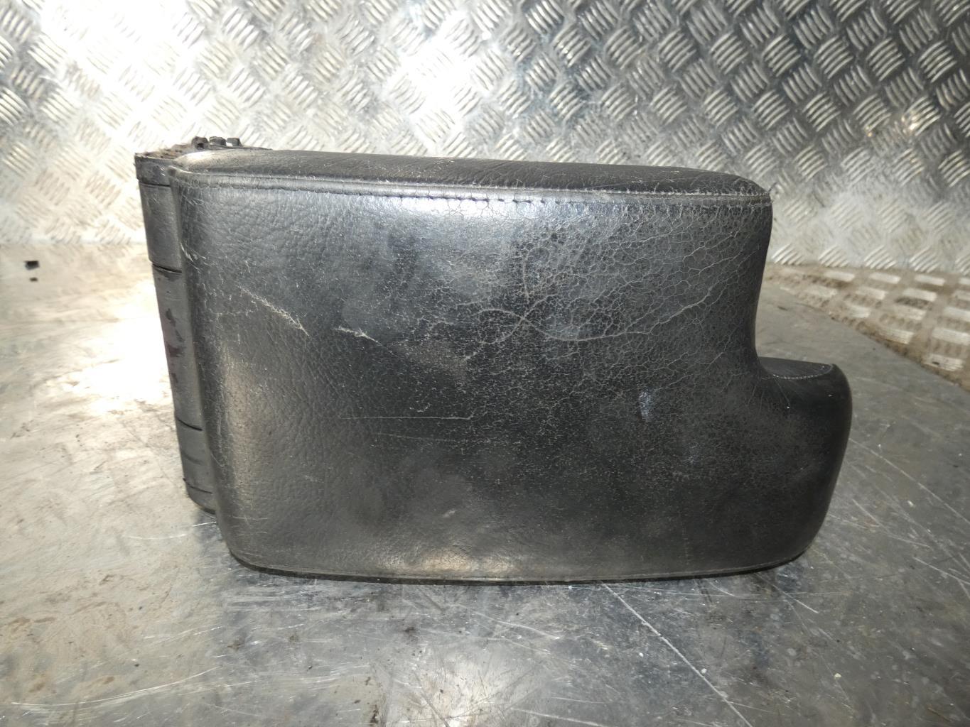Accoudoir BMW SERIE 3 E46 PHASE 2 Diesel - 1