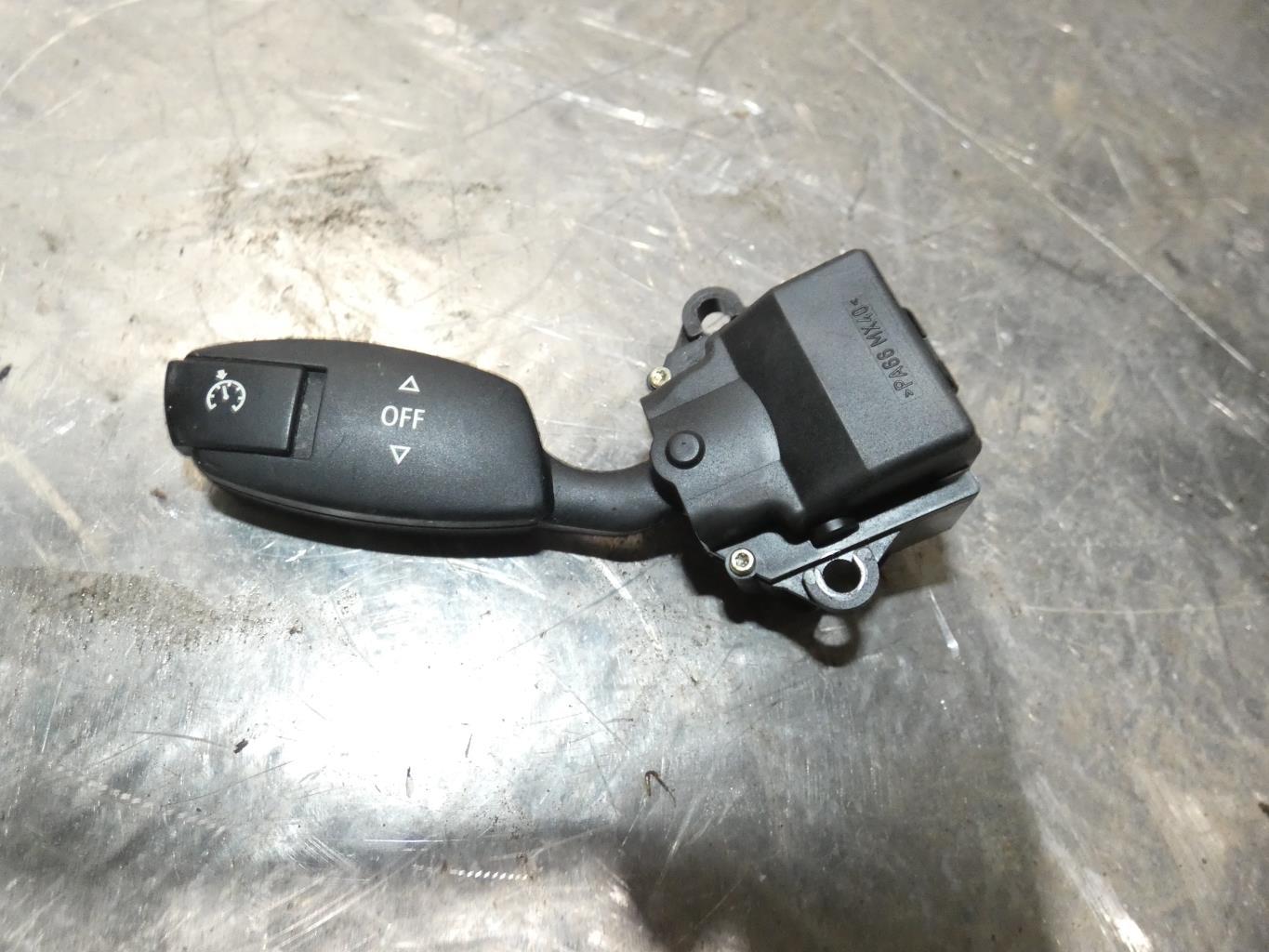 Commande regulateur vitesse BMW SERIE 5 E61 TOURING PHASE 1 BREAK Diesel - 1