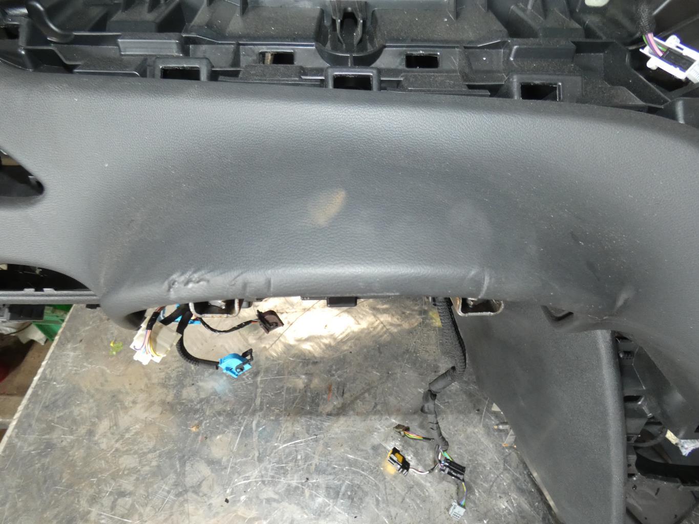 Tableau de bord PEUGEOT 208 1 PHASE 2 Diesel - 1