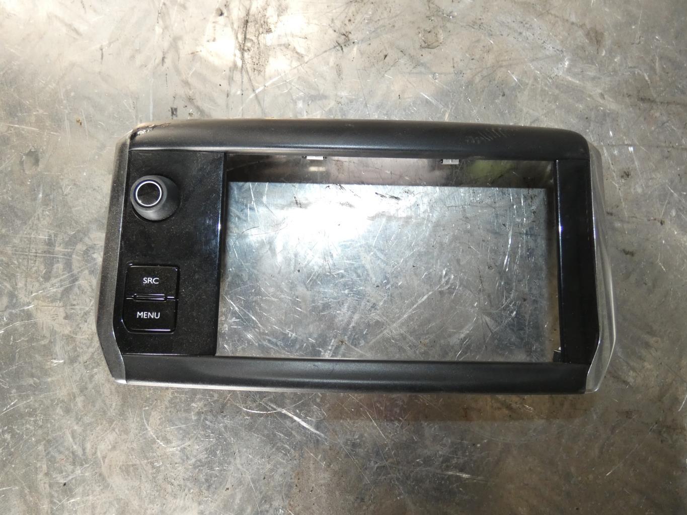 Commande GPS PEUGEOT 208 1 PHASE 2 Diesel - 1