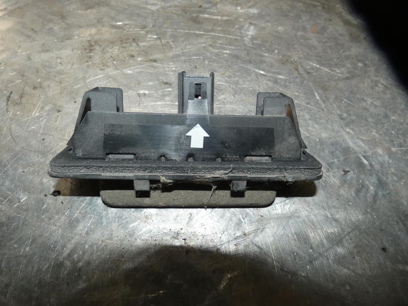 Bouton de coffre RENAULT GRAND ESPACE 4 PHASE 1 Diesel - 1