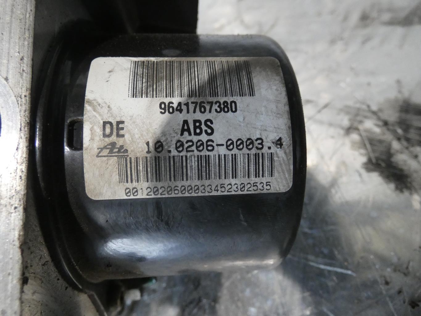 Bloc ABS (freins anti-blocage) CITROEN C5 1 PHASE 1 Essence - 1