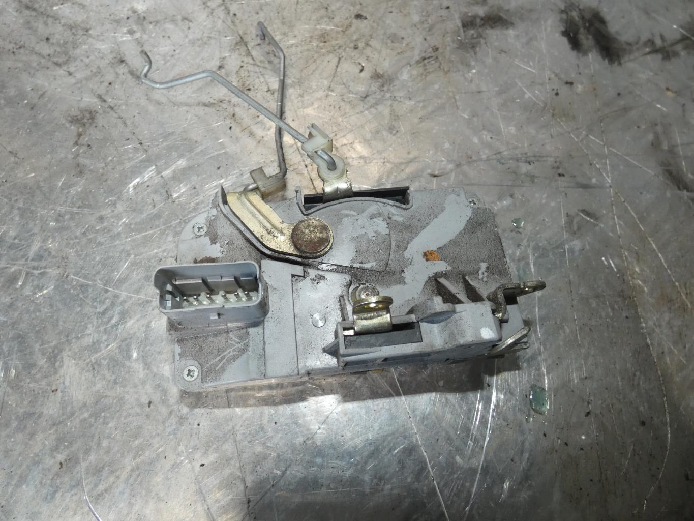 Serrure avant gauche CITROEN C5 1 PHASE 1 Essence - 1