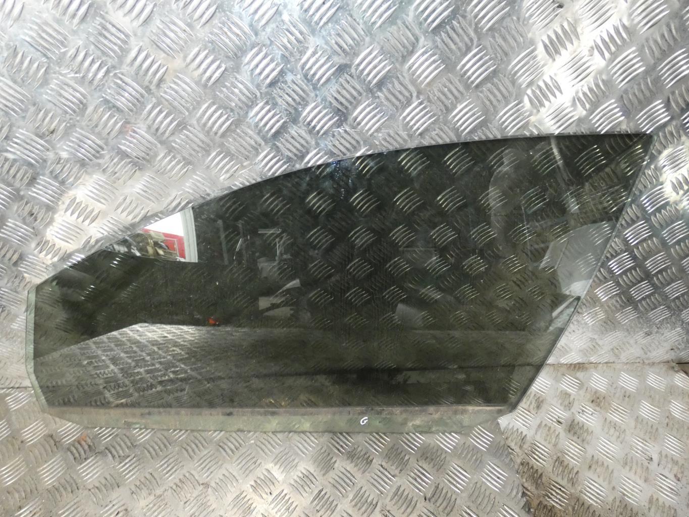 Vitre avant gauche VOLKSWAGEN GOLF 5 Diesel - 1