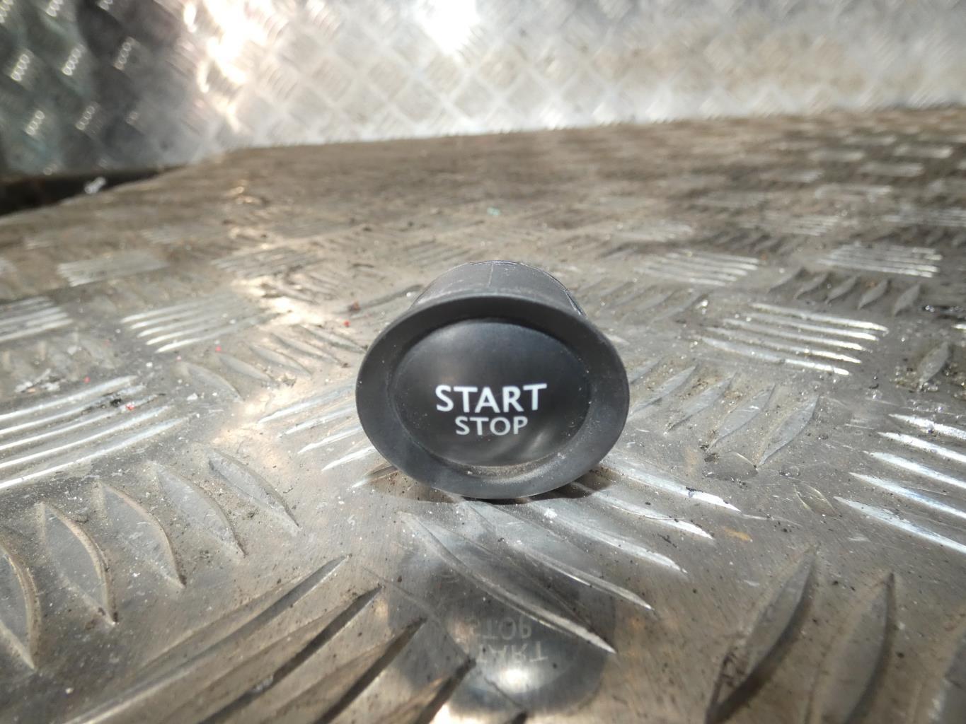 Bouton de demarrage RENAULT MEGANE 2 PHASE 1 Essence - 1