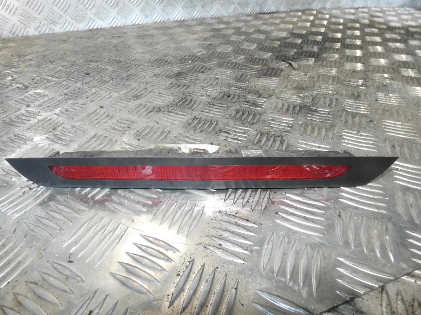 Feu arriere stop central CITROEN C3 1 PHASE 1 Essence - 1