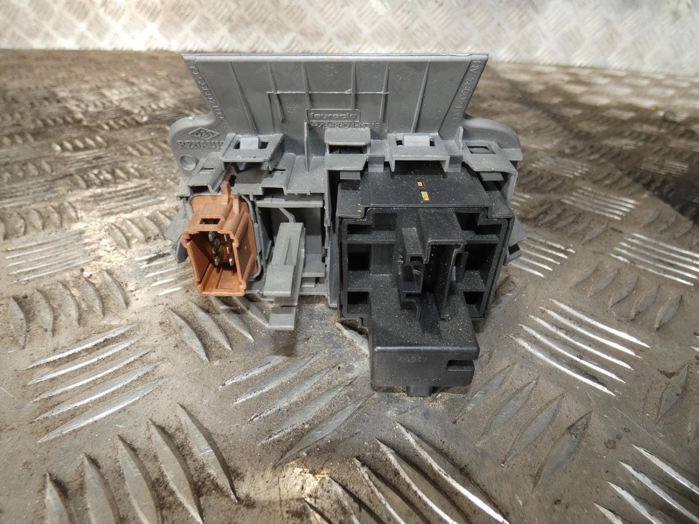 Commande de reglage hauteur de phare RENAULT SCENIC 2 PHASE 2 Diesel - 1
