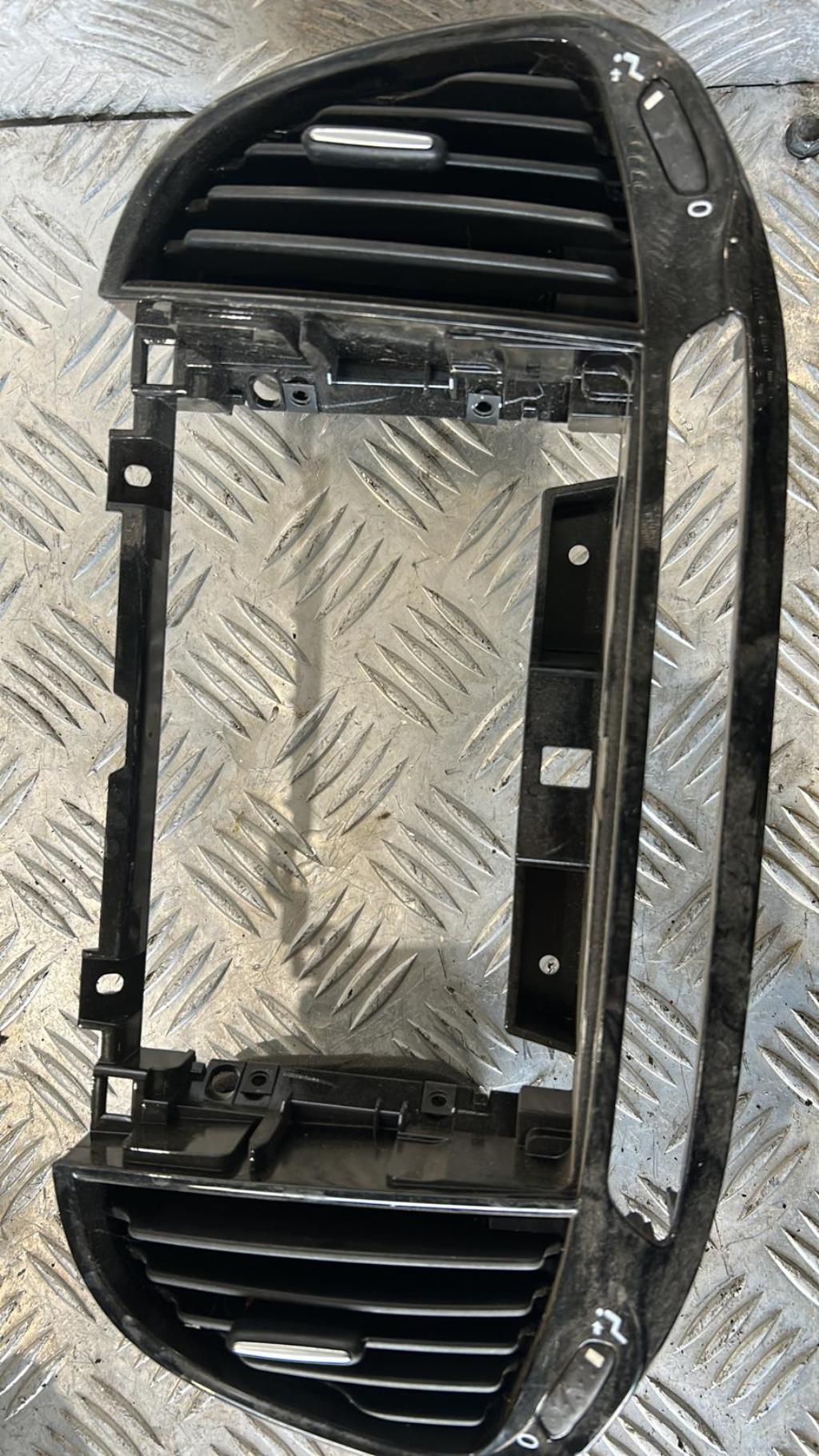 Facade autoradio FIAT DOBLO 2 PHASE 2 Diesel - 1