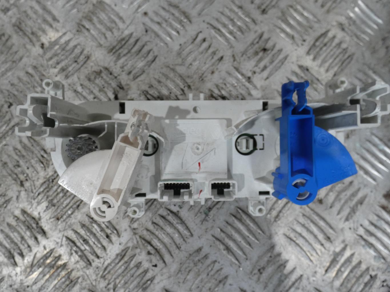 Commande chauffage RENAULT CLIO 4 PHASE 1 Diesel - 1
