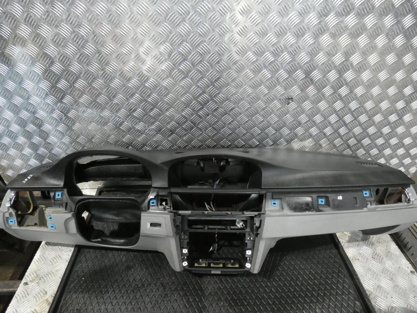 Tableau de bord BMW SERIE 3 E90 PHASE 1 Diesel - 1