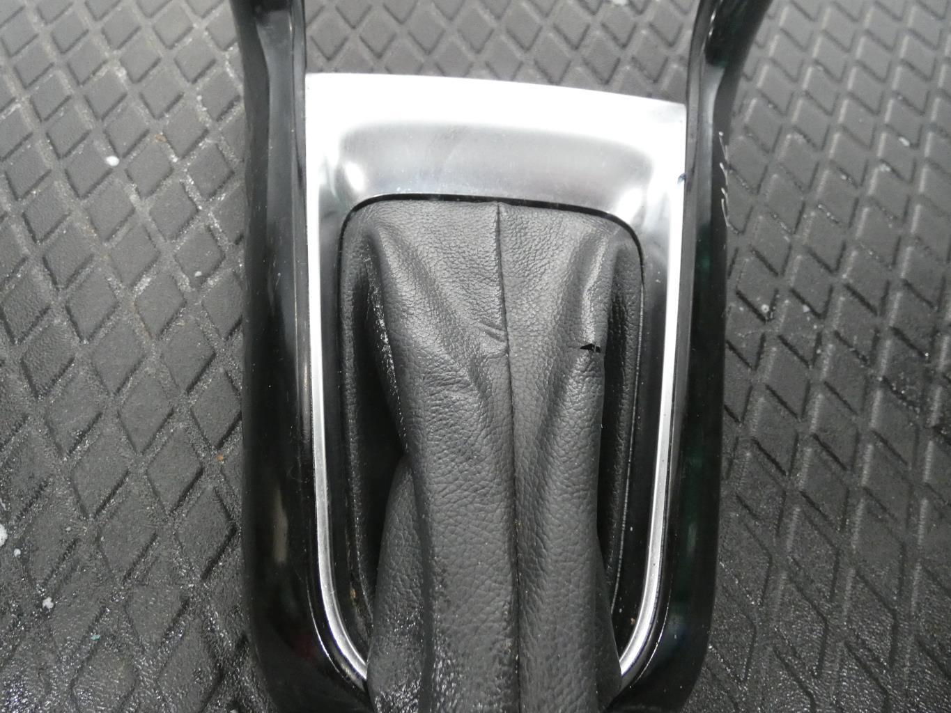 Console central (interieur plastique) CITROEN DS3 PHASE 1 Essence - 1