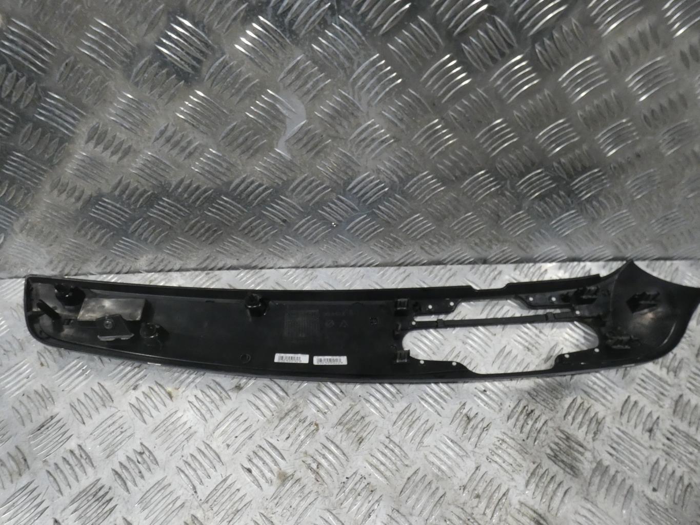Facade autoradio ALFA ROMEO GIULIETTA 2 PHASE 1 Essence - 1