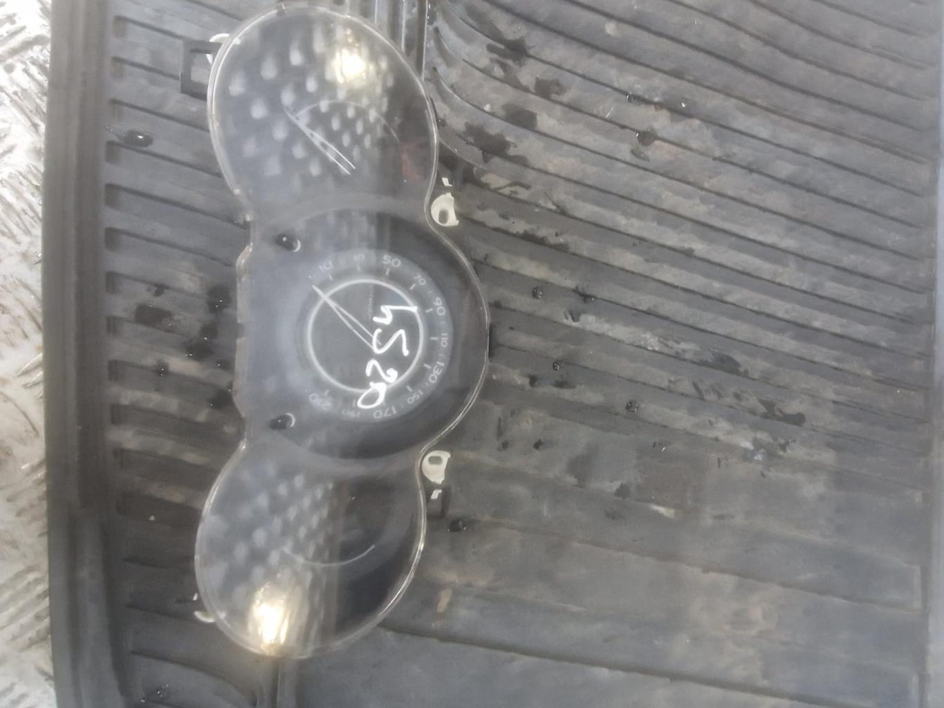 Compteur CITROEN C3 2 PHASE 1 Diesel - 1
