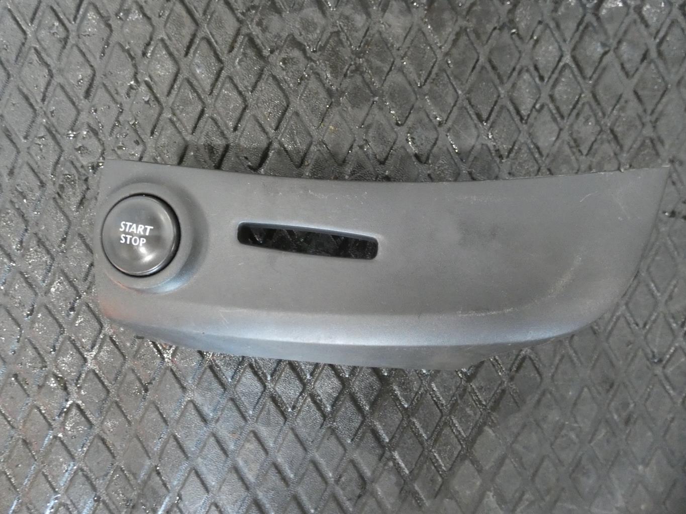 Bouton de demarrage RENAULT CLIO 4 PHASE 1 Diesel - 1