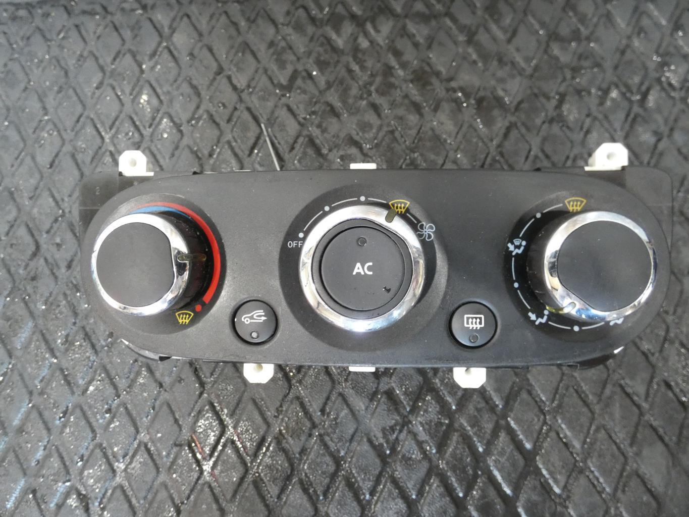 Commande chauffage RENAULT CLIO 4 PHASE 1 Diesel - 1