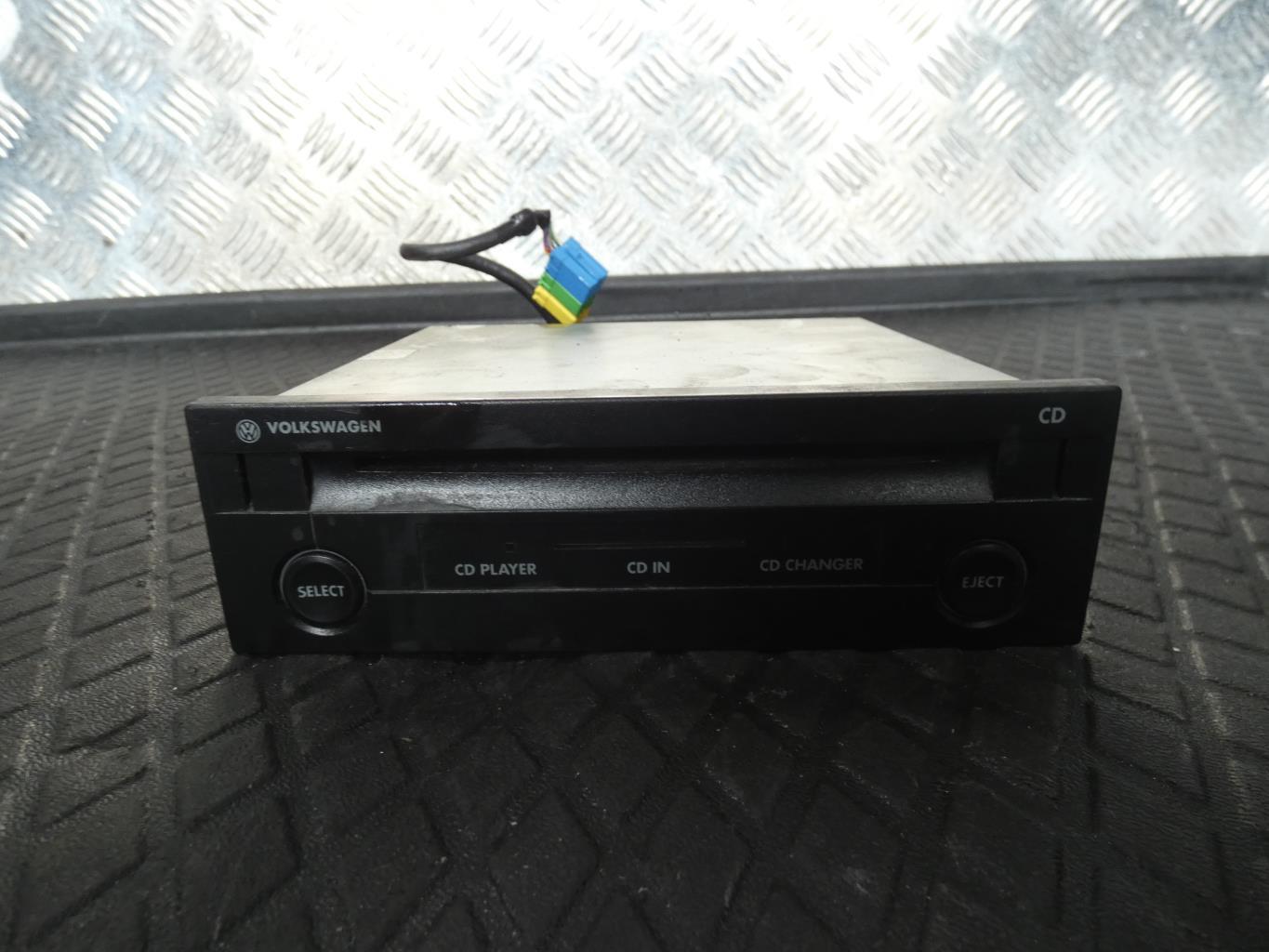 Autoradio VOLKSWAGEN PASSAT 4 PHASE 2 Diesel - 1