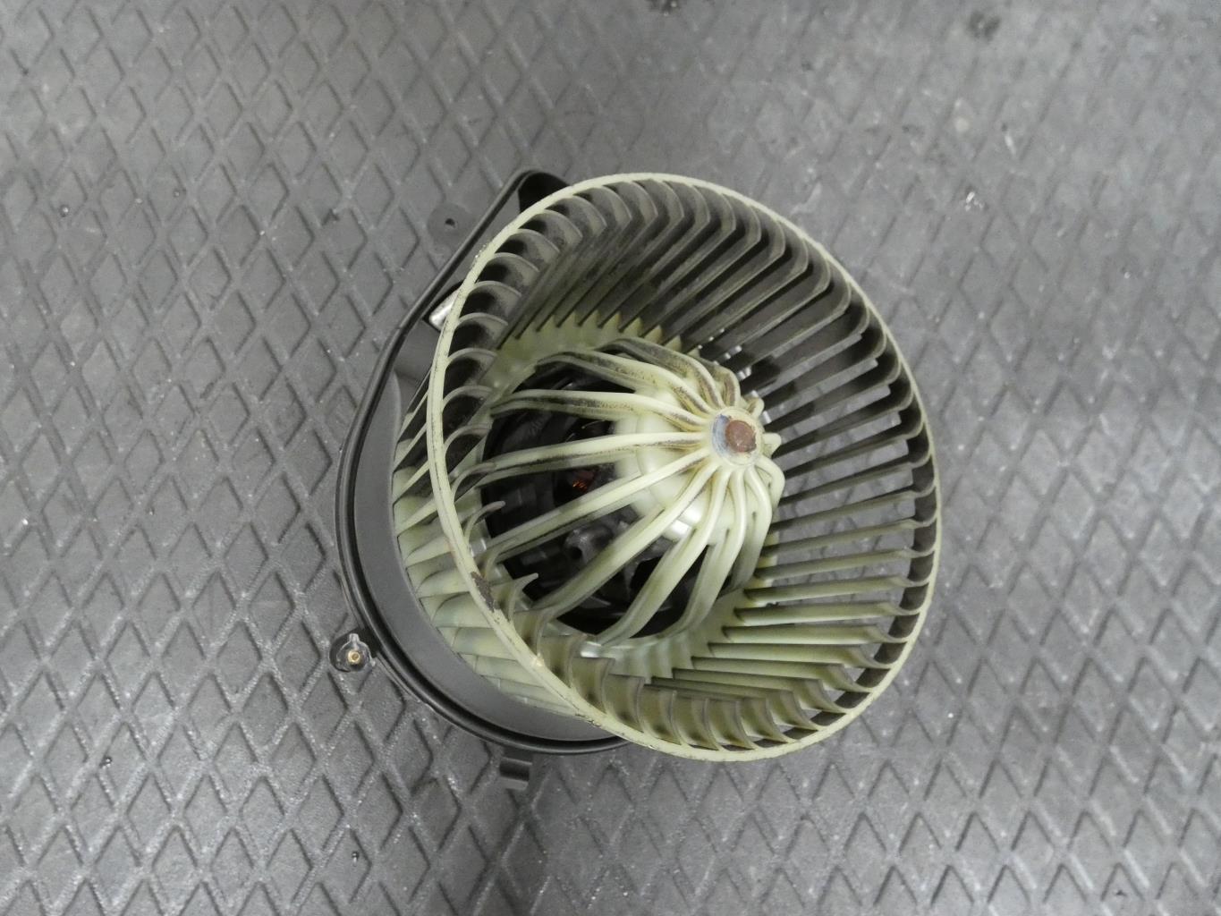 Pulseur d'air VOLKSWAGEN PASSAT 4 PHASE 2 Diesel - 1
