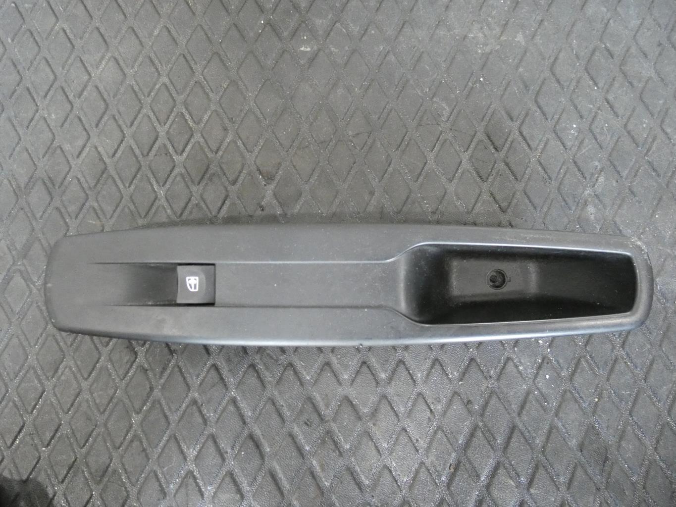 Interrupteur de leve vitre RENAULT MEGANE 3 PHASE 1 Diesel - 1