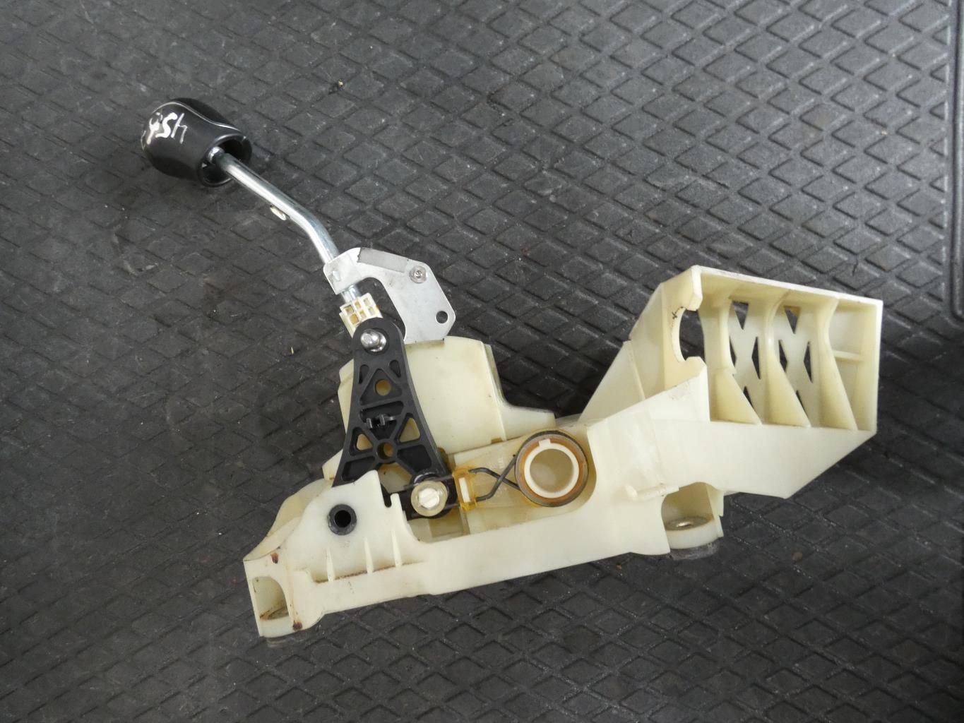 Selecteur boite de vitesse FORD MONDEO 3 PHASE 1 BREAK Diesel - 1