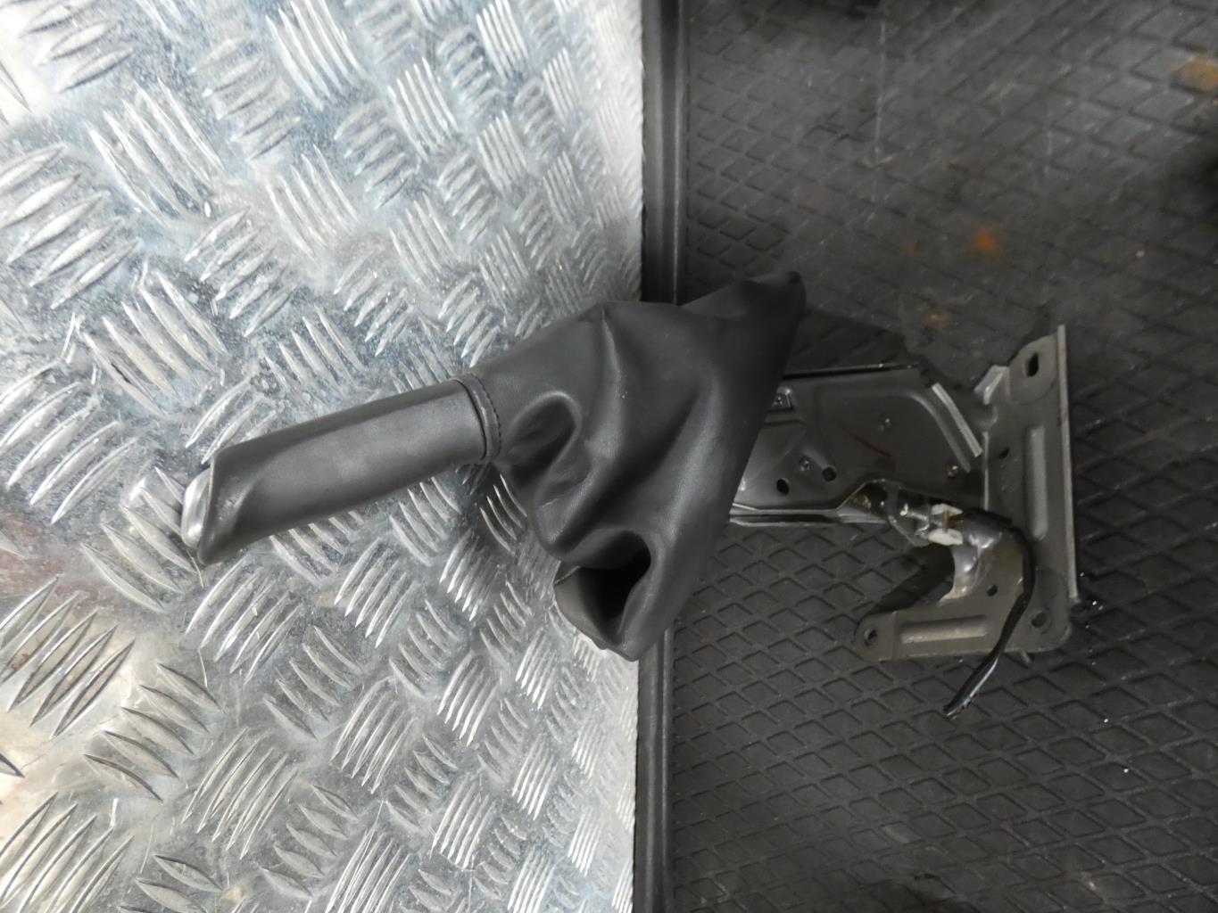 Levier frein à main RENAULT MEGANE 3 PHASE 1 Diesel - 1