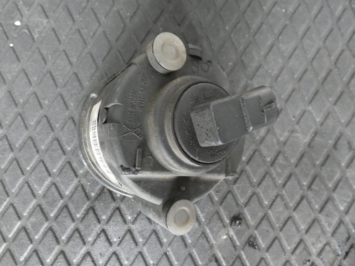 Anti brouillard gauche (feux) RENAULT MEGANE 3 PHASE 1 Diesel - 1