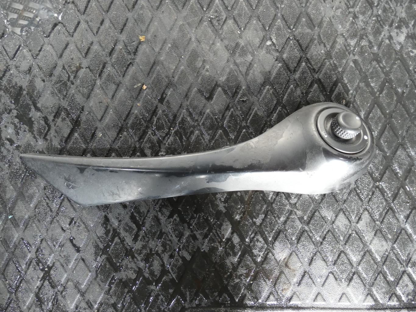 Commande retroviseurs RENAULT MEGANE 2 PHASE 2 Diesel - 1