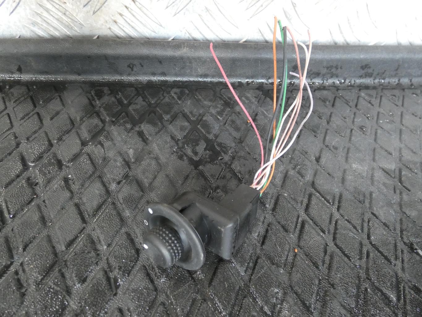 Commande retroviseurs RENAULT KANGOO 1 PHASE 2 Diesel - 1
